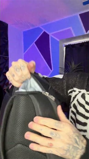 🎒 The Von Dutch vegan leather backpack looks even better in person 👀 Made from premium