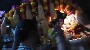 2.9K views · 1K reactions | Friday Special Mahalaxmi Devichi Palkhi and Aarti  Shaktipeeth Mahalaxmi Devi Palkhi rituals held on Every Friday Evening @ Kolhapur Mahalaxmi Temple, Maharashtra  (i.e. procession of the murti Goddess Mahalaxmi in Palainquin.) #TempleConnect #MahalaxmiShaktipeeth #Mahalaxmi #Kolhapur #Karveernivasini #Kolhasur #Mahishasurmardini #JaiMataDi #Maharashtra #HinduTemple #Hinduism www.templeconnect.com Your Devotional Connect Online. | Temple Connect | Facebook