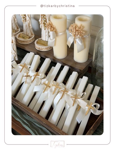 ✨ It’s always the little details that tell the story… Custom-made candles designed for a beautiful Baptism, blending elegance and simplicity in every piece 🤍 Souvenirs that don’t just decorate the day, but stay as a sweet memory long after the celebration is over ✨ If you’re looking to add your personal touch to a special moment… we’re here to create it with you 💫 #baptismcandle #baptismcandels #tizkar_baptism #tizkar_baptism_2026 #baptism_decoration