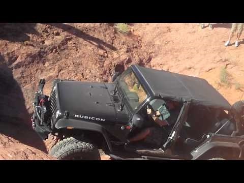 Steep Wall Climb Jeep Wrangler, Jeep JK, Jeep Rubicon, Rock Crawling, Utah