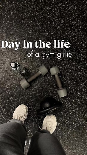 Spend the day with a gym girlie 🧘🏽‍♀️🤍 #mollybave #gymgirltiktok #gymtok #spendthedaywithme #fyp