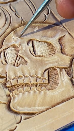 Here’s how I tool the sickest human skulls in the leather game 😎✌️ | The Man In Black Leather Studio