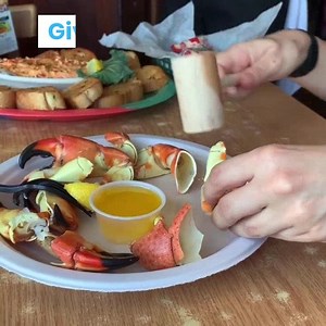 It's stone crab season and Cooters Restaurant and Bar is the place to go. 🦀🦀🦀 Cooters 26th Annual Crab Fest starts on Thursday, October 24th. Details: https://www.cooters.com/ | Clearwater Beach is Awesome