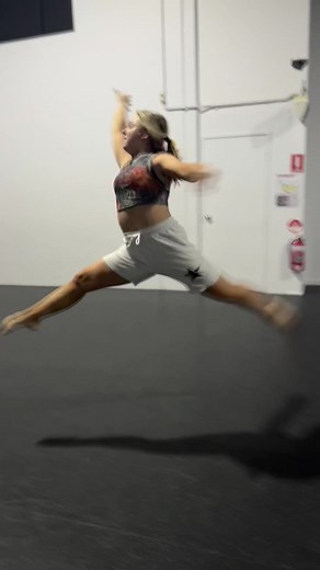 Emotional Contemporary Dance Performance by @jvke