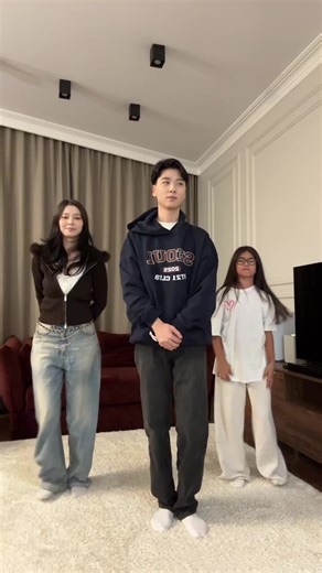 .saminka✨⭐️💫 (@saminka_rabbit)’s videos with CAN'T STOP THE FEELING! (from DreamWorks Animation's