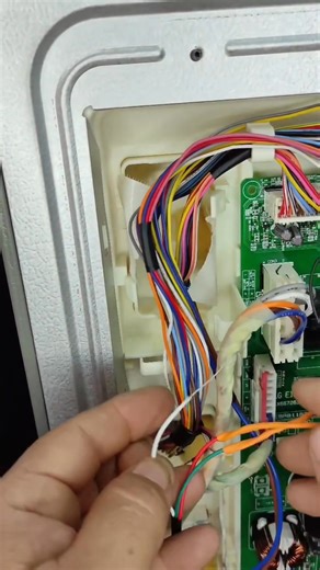 2.4K views · 20 reactions | Segunda parte de módulo para refrigerador lg 100029694775014:2048:El inge y sus aparatos como instalar el módulo Part 12 | El inge y sus aparatos | Facebook