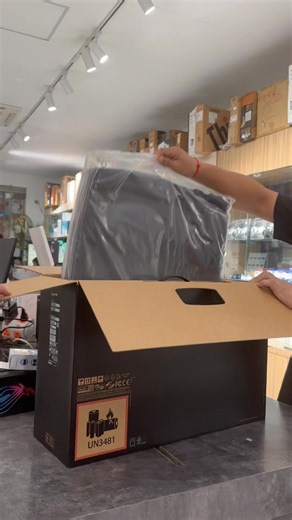 ROG Strix G18 | G815LP-S9081W $1,999 - Intel® Core™ Ultra 9 275HX Processor - RAM : 16GB (DDR5) - Storage : 1TB M.2 PCIe 4.0 - 18-inch 2.5K 240Hz DCI-P3:100.00% - VGA 1 : Intel®AI Boost NPU Upto 13TOPS - VGA 2 : NVIDIA RTX 5070 8GB - OS : Windows 11 License - 3.0Kg | 90WHrs, 4S1P, 4-cell Li-ion - Backlit Chiclet Keyboard Per-Key RGB - Color : Volt Green ------------------------- - Free : Asus ROG Gaming Backpack - Free : Asus ROG Gaming Mouse / Pad | CC Computer