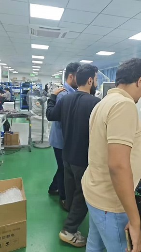 The customer came to visit the factory. This is our module packaging workshop#led#display#screen#factory#manufacturer# | LED Display