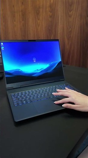 Unboxing the Alienware 16 Aurora GeForce RTX 50 Series Laptop
