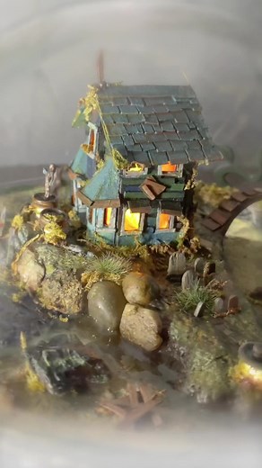 The Case of the Haunted Husband: The Story of the Circle Window Lady