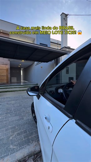 Ronaldo Lopes on Instagram: "Sobrado para você se apaixonar ❤️🏡 📍Residencial Nova Carmela- Guarulhos -160m² de Área Construída -175m² de Terreno •3 suites com sacada •3 vagas de garagem •Sala de Estar •Sala De Jantar •Cozinha •Lavanderia coberta •Quintal amplo •Área Gourmet com churrasqueira •Espaço para Piscina E muito mais… 💵 R$1.000.000,00 ACEITA FINANCIAMENTO 🔑Não perca essa oportunidade! Agende uma visita e faça deste imóvel seu novo lar! 📳Solicite uma simulação de financiamento sem co