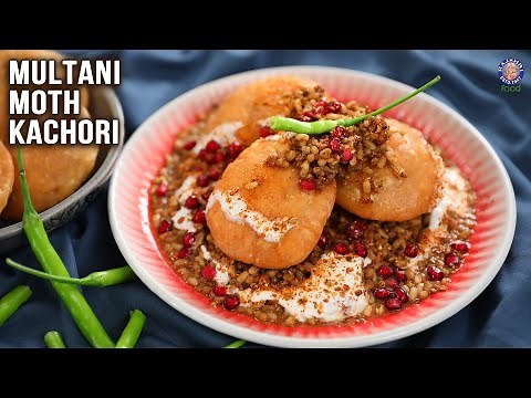 This Delhi Famous Moth Kachori will delight your taste buds!😋🔥 | Moth Kachori Street Style | Varun