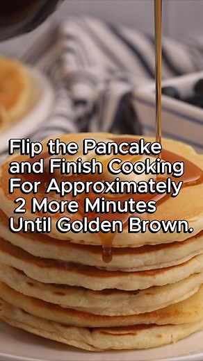 Copycat McDonald’s Pancakes (homemade hotcakes!) 🥞 Fluffy, golden, and budget-friendly — The Best back to school breakfast idea that everyone will love and asked for again and again! INGREDIENTS: • 2 cups all-purpose flour • 2 Tbsp baking powder • 1/2 tsp salt • 1/4 cup granulated sugar • 2 large eggs • 2 cups milk • 1/4 cup vegetable oil Ready in minutes → perfect for busy school mornings, meal prep, and kid-approved breakfast stacks.👇 Comment RECIPE for the full recipe #BackToSchoolBreakfast