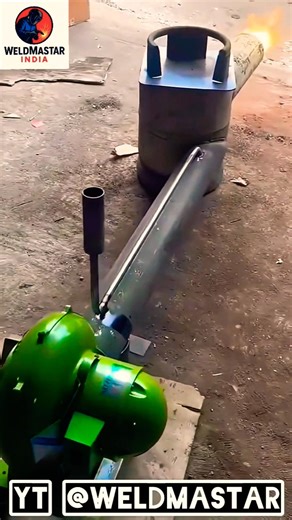 An 60 Year's old Experienced Welders mind blowing innovation for winter 🥶❄️ #heater #welder #fire