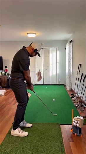 ⛳️ lil chipping practice never gets old #golf