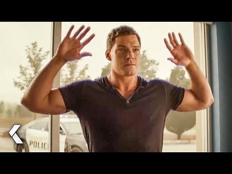 “Put Your Hands Behind Your Head!" - Jack Reacher Gets Arrested Scene - Reacher (2022)