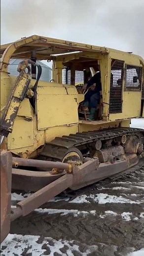 Allis Chalmers HD16A crawler dozer