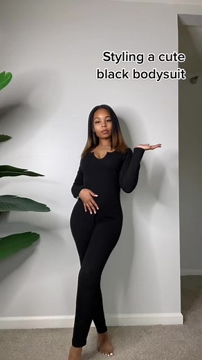 Styling a black bodysuit 🍂 #fallfashion #prettygirl #blacktiktok #fashiontiktok #scorpio♏️ #fashioninspo #fashionstyling #outfitideas #blackgirlluxury #smallbusiness #fashiontips #fyp