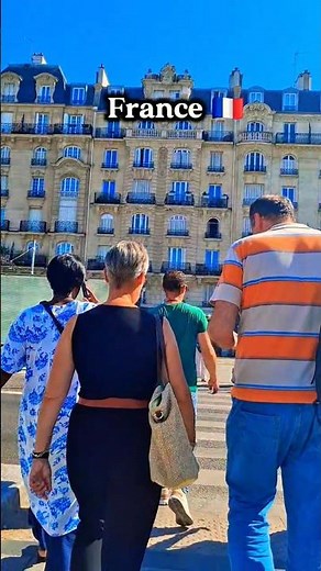 🚶 Busy Streets of France 🇫🇷 | People Walking & City Life | Paris Street View #Shorts