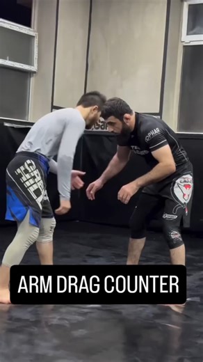 Brazilian Jiu-Jitsu technique: arm drag counter #bjj #sambo #mma #wrestling #nogi #jiujitsu #judo