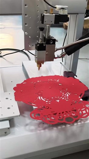 Dot gluing for paper-cuts #gluedispensingmachine #hotmeltgluemachine #dispenser #fatory