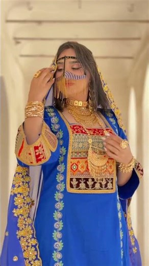 Iran Travel, Vibrant Traditional Persian Clothes, Persian Sea