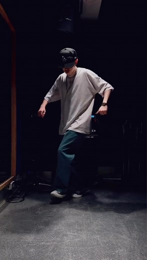 56K views · 10K reactions | CWALK “trend”  #cwalk #trend #tutorial #hiphop #lifestyle #fyp #multiversecwalker | rotoberu | Facebook