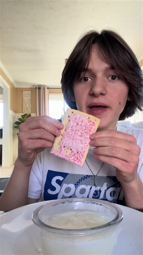 Poptart Mukbang #strawberry #poptart #mukbang #ASMR #food @Pop-Tarts | food asmr