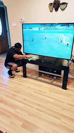 139K views · 10K reactions | Now you know how the ball went IN 路‍♂️來. #soccer #funnymemes #futbol #soccerlife #memes #reels #trendingreels #fifaworldcup #fifa23 #fifa #funnysoccer #soccerskills #soccergame #soccerplayer #soccermemes | Thetimingwizard | Facebook