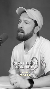 Der Obstkorb ✌🏻 „Hotel Matze” mit Philip Siefer hört ihr überall, wo es Podcasts gibt. | Hotel Matze