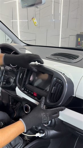 9.1K views · 35 reactions | Ecco il video finale di questa favolosa Fiat 500 L con un nostro 7 pollici Android #perte #fiat500l #500l #fiat #virale | tony_enigma | Facebook