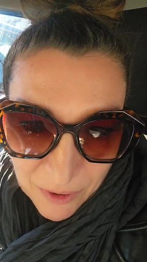 2.3K views · 13 reactions | Lenora Phin Oggi mercoledì 5 Novembre Live su:www.radioolbiaweb.it Start ore 16 Puoi ascoltarci anche sul canale 88 di Teleregione Live premendo il tasto freccia in alto del telecomando per entrare nel menù interattivo. | Narami | Facebook