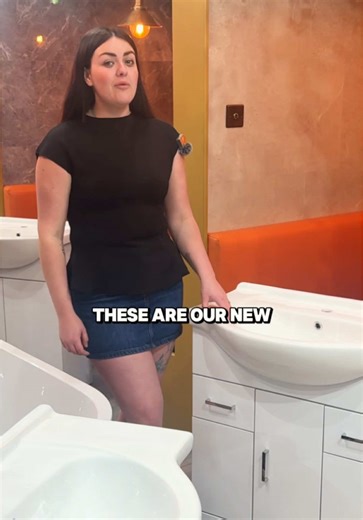 Meet our brand new Value White Gloss vanity range! If you want that high-end, spacious, ultra-modern look on a budget, we’ve got you. 🤍🛁 Here is why you’ll be obsessed: ✅ The Perfect Fit: 7 different sizes for ANY space (from tiny cloakrooms to huge family baths!) 📏 ✅ Customise Your Vibe: Choose your hardware! Sleek Matte Black or elegant Brushed Brass? 😍 ✅ Complete the Look: Matching WC units, cupboards & drawer units to maximise that storage! 🧻 📦 NO WAITING: Everything you see is ALL IN 