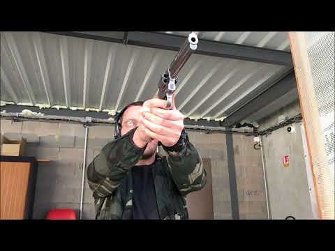 Smith&Wesson 686 Accuracy at 25 meters - 38 Wadcutter Magtech