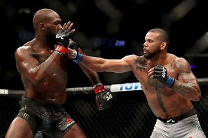 What was the scorecard for Jon Jones vs. Thiago Santos at UFC 239?
