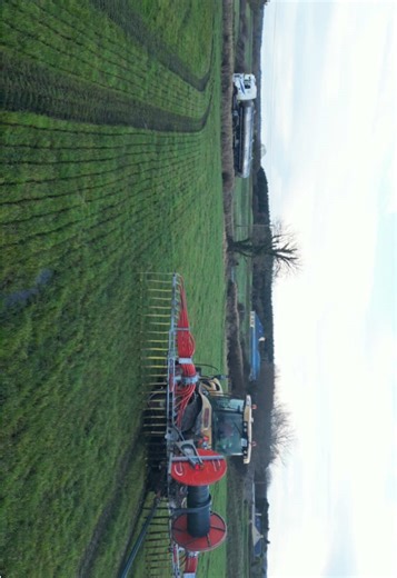 🦆 #slurry #tracks #umbillical @Gearoid Mahoney
