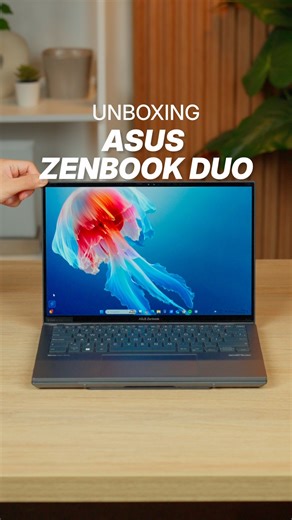 3.9K views · 61 reactions | ASMR de la Zenbook Duo ✨ Con procesador Intel Core Ultra 9, 32GB de RAM y 1.35kg. Además de 2 pantallas OLED 3K de 14" a 120Hz e incluye mochila + pen. Aumenta al máximo tu productividad en el trabajo ‍ #ASMR #Unboxing #ZenbookDuo #ASUS #Laptop #OLED | ASUS | Facebook