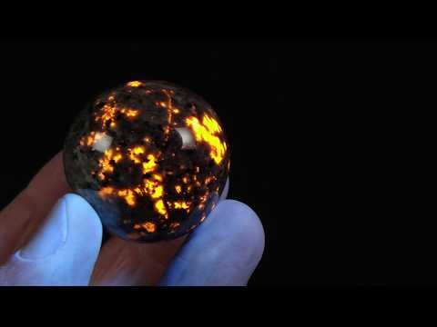 I Made a Yooperlite Sphere (It Actually Glows!)