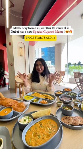 ANUSHREE BAGZAI || Dubai Blogger on Instagram: "Special Gujarati menu at this Restaurant in Dubai starting from AED 15 only ! 😍🤤🔥 @gwaliadubai the iconic restaurant from Gujarat has introduced new Gujarati menu in Dubai and everything they serve is delicious and affordable! Everything we tried : Panki - 15 AED Chola Methi Dhokla - 15 AED Pan Handwo - 15 AED Satpadi Roti - Gatta Nu Shak - 18 AED Fada Ni Khichdi - Vagharelo Dahi - 15 AED Aam Ras Poori - Aloo ki Sabji - 20 AED Dabeli - 7 AED Sav