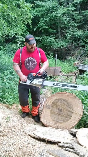 STIHL ms500i..32in FULL COMP SQUARE GROUND CHAIN 🤙🏻😎💯 #chainsaws #treeremoval #trees #arboristlife #treeclimbing #chainsaw #husqvarna #arborist #tree #woodworking #wood #treecutting #logging #chainsawman #logger #treework #treecare #treeclimber #treeservice #stihl #arboriculture | Basmat Dita