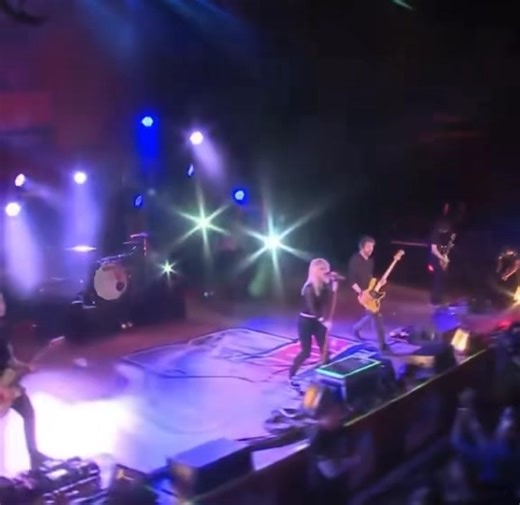 BRICK BY BORING BRICK 🦋🦋🦋 "Paramore" | MIKEE