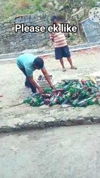 Kabadi wala le beer bottle ko dherai saman uthayo 😮 #shorts #avarekalu #kadugu #jamuna #gunayala