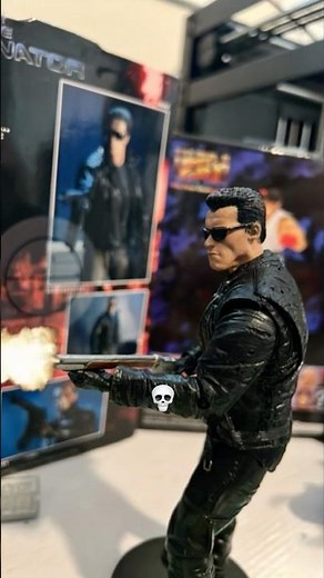 POV: Predator and Terminator Try to “Work Together” 😂 #Shorts #actionfigures #stopmotion