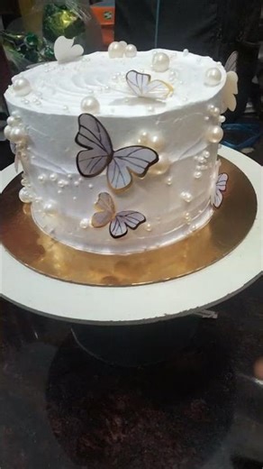 Chocolate Single Butterfly Cake Design #viral #cake #chocolatecake #shots