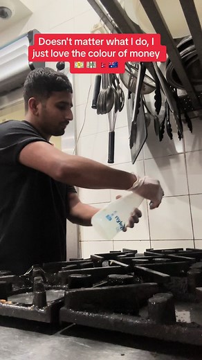 Doesn't matter what I do, I just love colour of money💴💵🇦🇺🇳🇵#work #love #colour #money #australia #sydney #fyp #fypシ #fypシ゚viral #viral #viralvideo #makeitviral #unfrezzmyaccount #growmyaccount