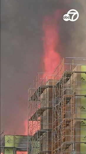 8-alarm building fire prompts evacuations in Redwood City