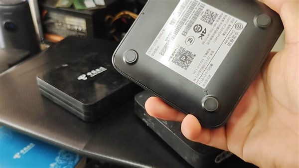 机顶盒设置密码汇总图，包含移动电信联通