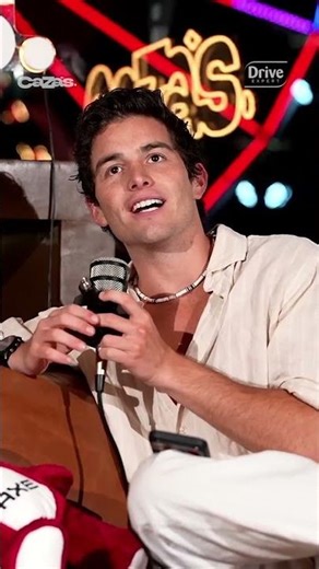 LA CONGA de GLORIA ESTEFAN