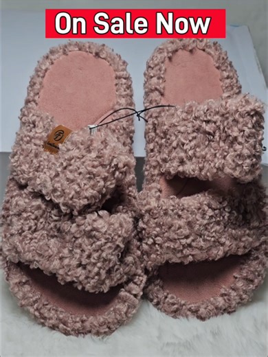 EverFoams Women's Fuzzy Open-Toe Slippers #slippers #opentoesandals #sandals #slippers #slippershoes