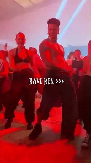 WHEN HARDTECHNO HITS #techno #technodance #holypriest #hardtechno